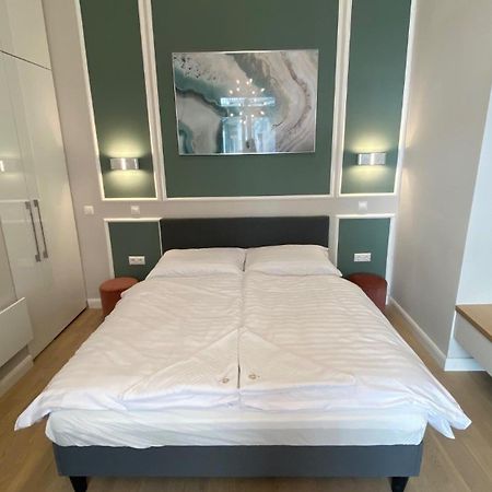 Stylish Apartment Near The River Budapest Esterno foto